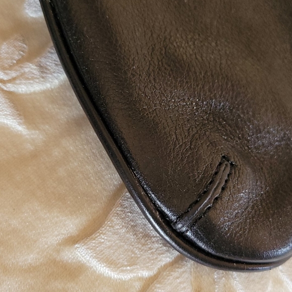 Handbag - Picture 6 of 7